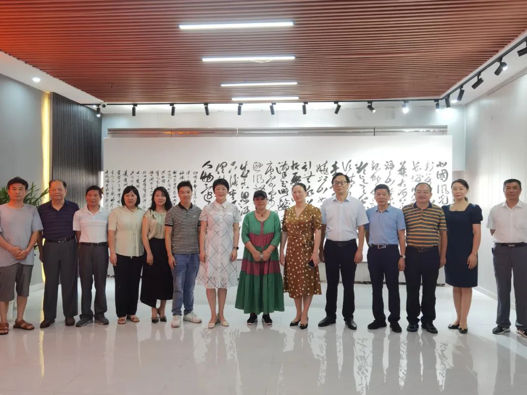 640(8).png 640(8).png